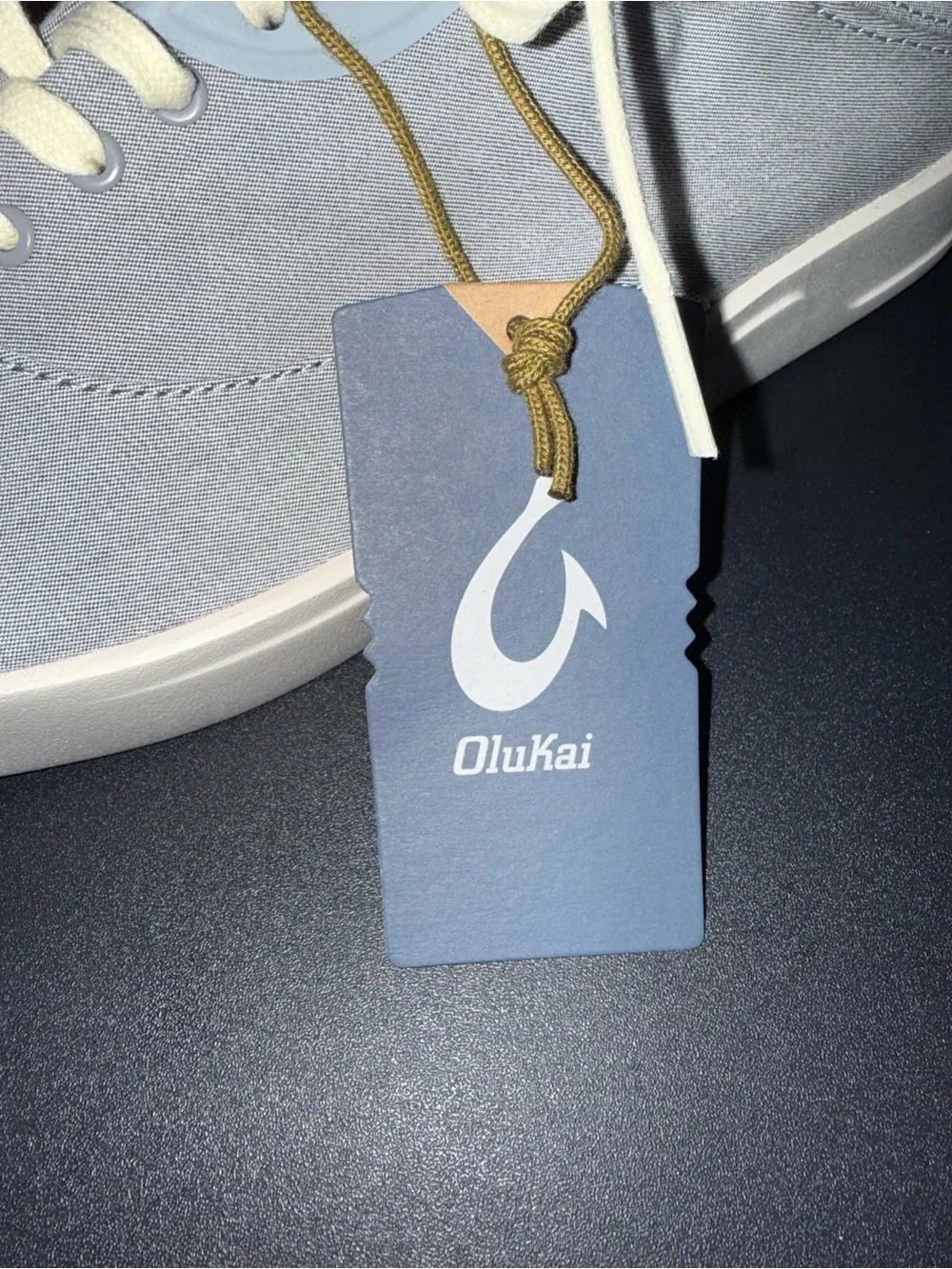 🆕 OluKai Tradewind Sneakers Cooler Grey Men’s 10